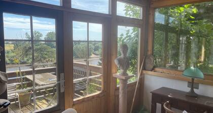 Sehr ruhig gelegenes Ferienhaus mit großem Garten direkt an der Weser