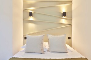 1 habitación, escritorio, tabla de planchar con plancha y wifi 