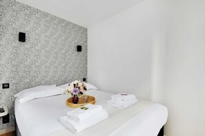 1 Schlafzimmer, Schreibtisch, Bügeleisen/Bügelbrett, WLAN