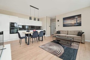 Unclassified image, 3 of 33, button - Reja 2B Władysławowo | Modern Apartment | Balcony | Parking (Wladyslawowo)