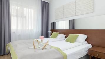 1 bedroom, desk, iron/ironing board, travel cot