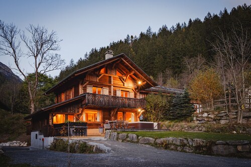 Chalet Scierie - luxury chalet with hot tub