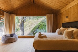 4 Schlafzimmer, Bügeleisen/Bügelbrett, kostenloses WLAN, Bettwäsche