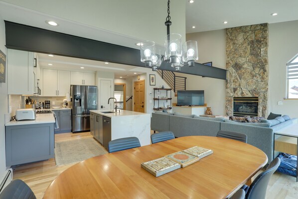 Apartment (3 Bedrooms) | Interior - Edwards Townhome ~ 4 Mi to Beaver Creek Resort! (Edwards)