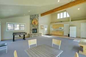 Apartment (0 Bedroom) | Interior