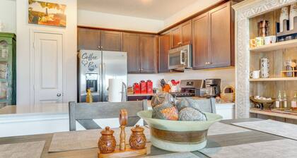 9 Mi to Lake: Family Georgetown Home w/ Yard!