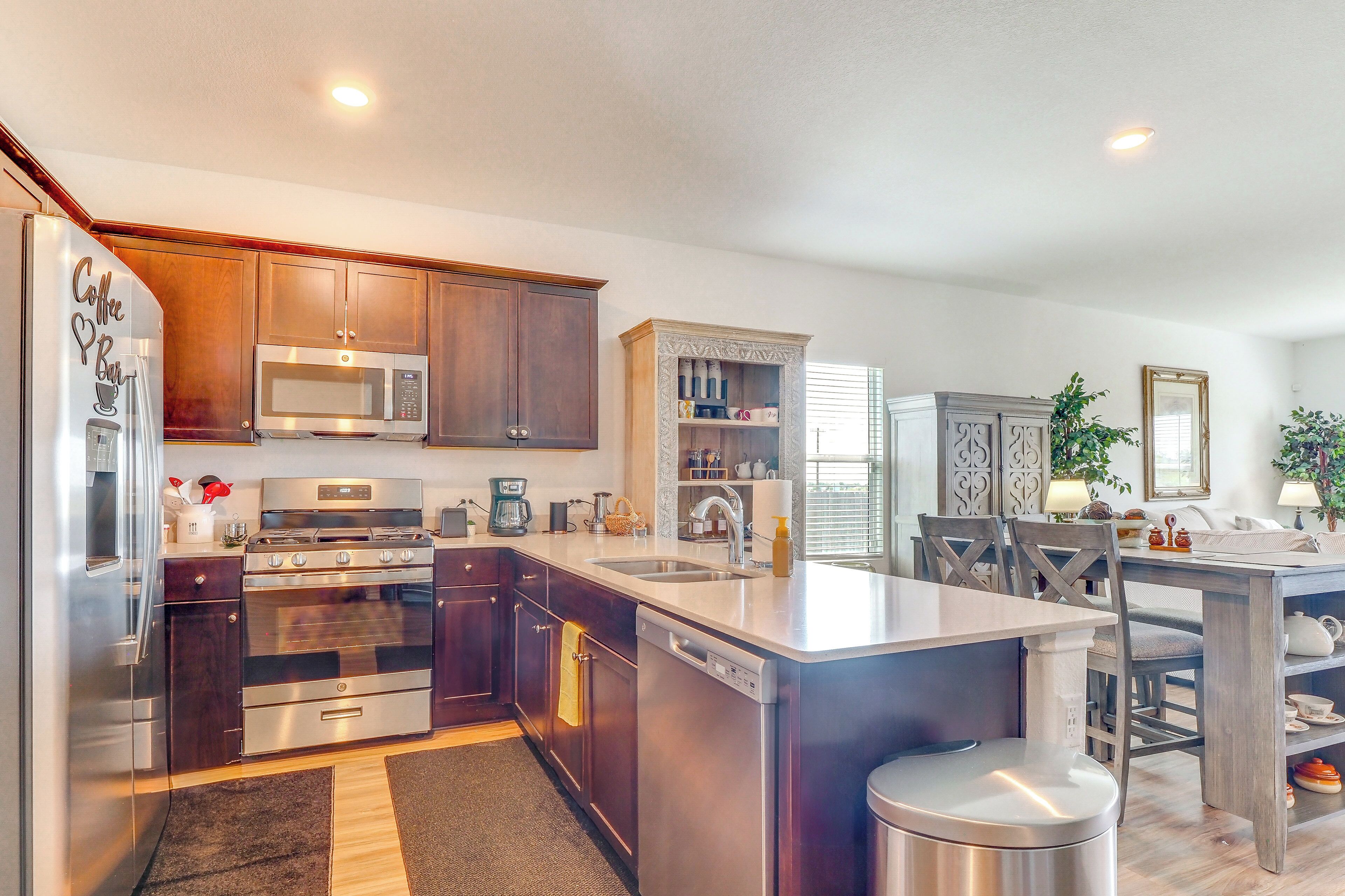 House (3 Bedrooms) | Interior