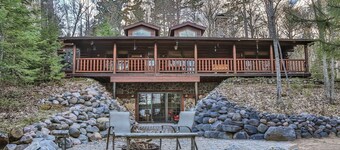 Stepaway Vacation Rentals- Shangri Lodge