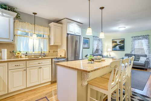 < Half-mi to Shore: Harwich Port Beach House