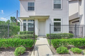 Casa (2 Bedrooms) | Interior