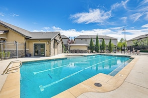 Interior - Spacious Boise Townhome ~ 5 Mi to Downtown (Boise)