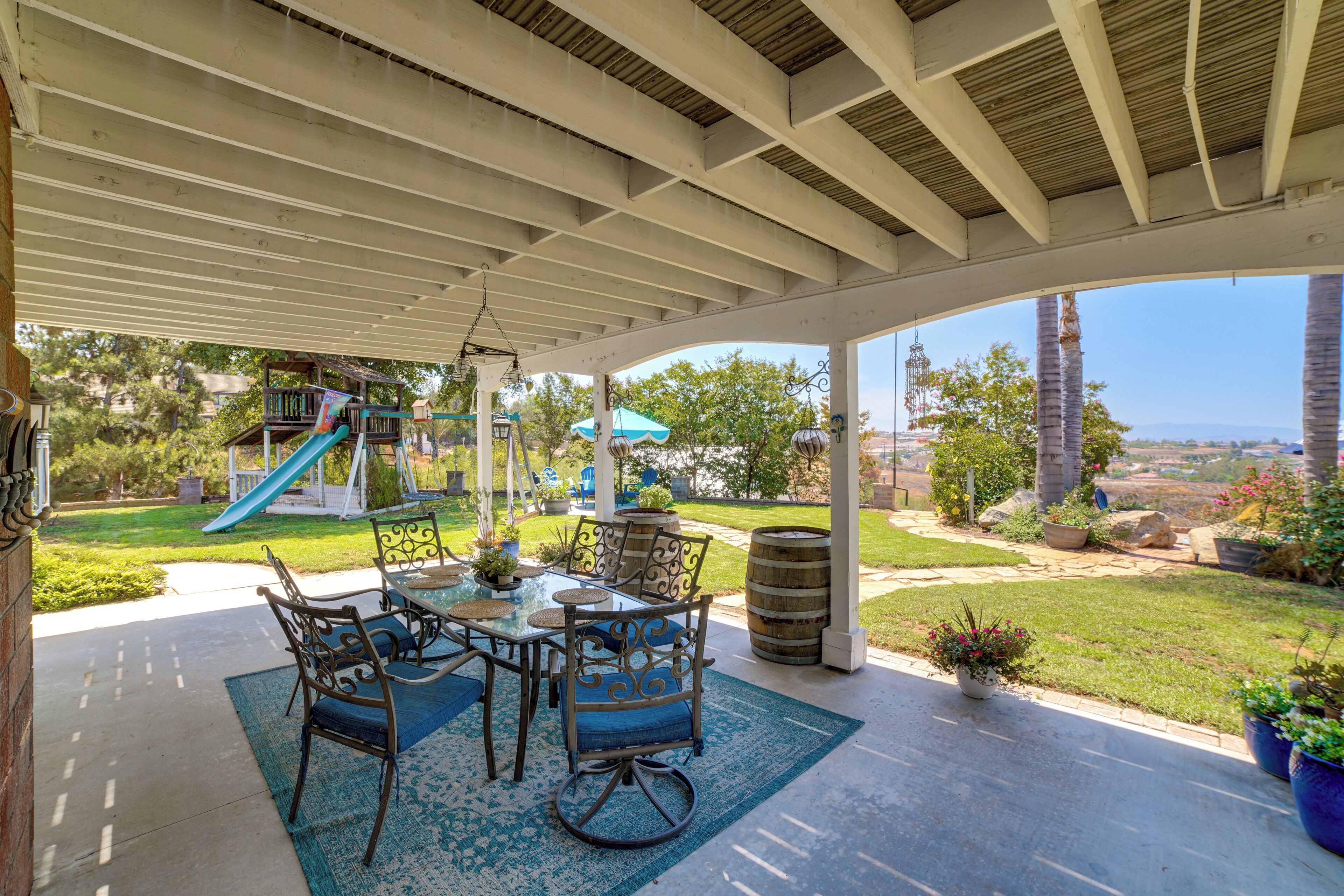 House (4 Bedrooms) | Outdoor dining