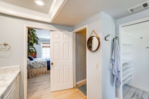 單棟房屋 (4 Bedrooms) | 內部