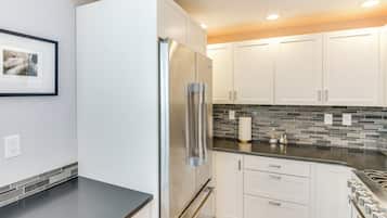 Nhà (3 Bedrooms) | Nội thất