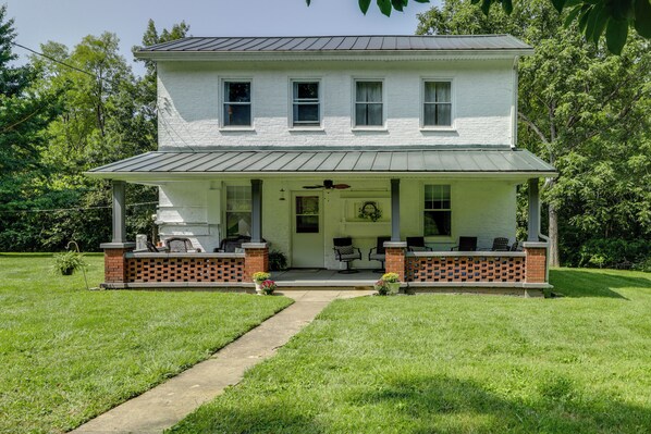 House (4 Bedrooms) | Front of property