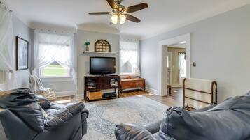 House (4 Bedrooms) | Interior