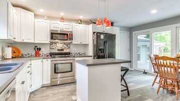 Rumah (2 Bedrooms) | Interior