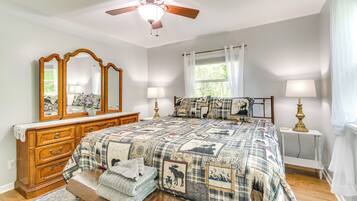 House (2 Bedrooms) | Interior