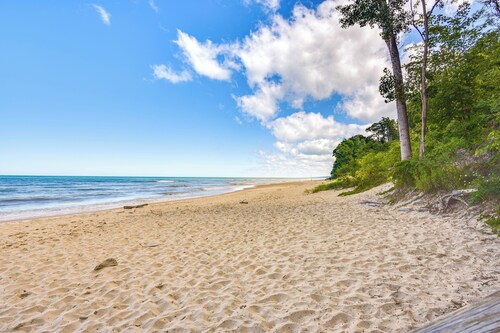 Walk to the Beach: Coloma Retreat w/ Fire Pit!