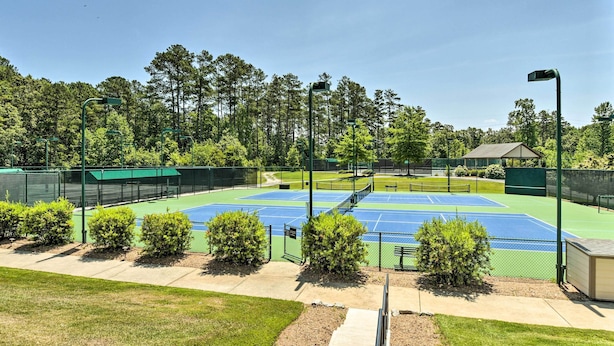 Unclassified image, 1 of 34, button - Wooded Keowee Key Retreat Near Golf & Trails (Salem)