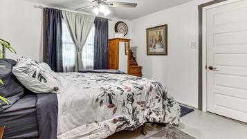 House (1 Bedroom) | Interior