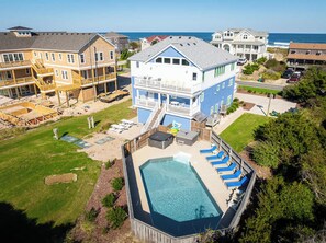 المنشأة من الخارج