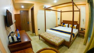 Habitación Deluxe con 1 cama doble o 2 individuales, vistas al jardín | Espacio para trabajar con un portátil y wifi gratis