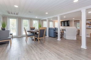 TV - The Clubhouse Murrells Inlet (Murrells Inlet)