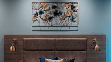 Habitación doble Confort, vista al mar | Cortinas blackout, insonorización y tabla de planchar con plancha