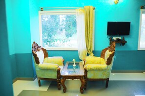 Fort Room | Mountain view