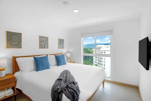 2 chambres, fer et planche à repasser, Wi-Fi, draps fournis