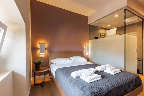 In-room safe, desk, laptop workspace, blackout curtains