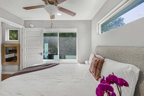 2 chambres, lit parapluie, Wi-Fi, draps fournis