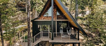 Live Oak Treehouse at Treetop Escapes