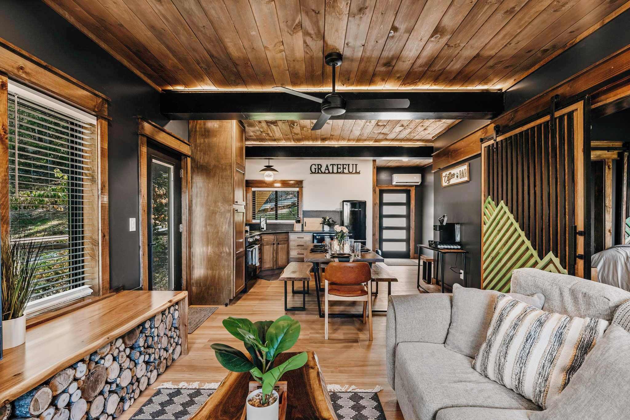 TV, fireplace, offices