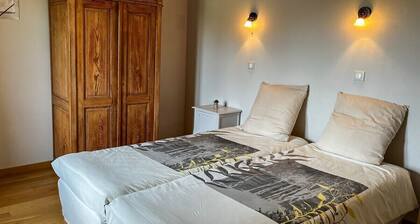 3-star holiday cottage in a barn with swimming poo