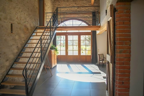 3-star holiday cottage in a barn with swimming poo