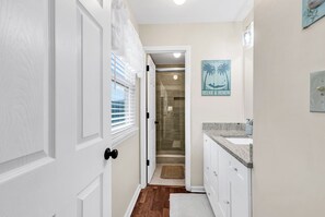 Shower, towels - Gorgeous modern condo with unmatched view looking out over the pool! (Surfside Beach)