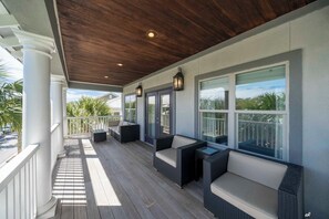 Terrace/patio - My Wish For You is a charming 3bed 3.5bath home near the beach walkover (Panama City Beach)