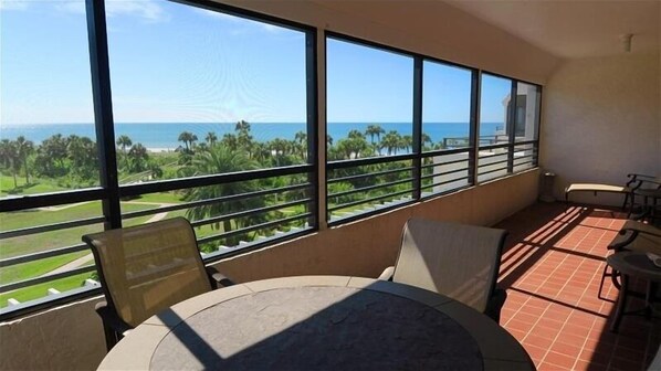 Dining - Beachfront 2BR 2 BA at Players Club by FVC (Longboat Key)