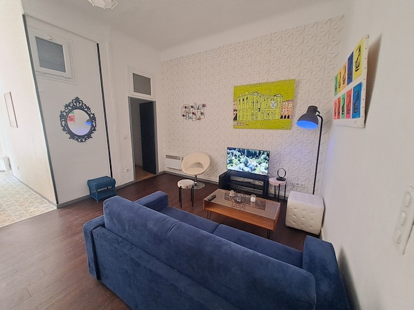 Flachbildfernseher