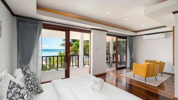 5 chambres, coffres-forts dans les chambres, fer et planche à repasser