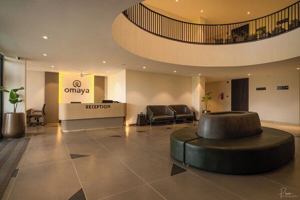 Lobby - Hotel Omaya Garden (Raipur)