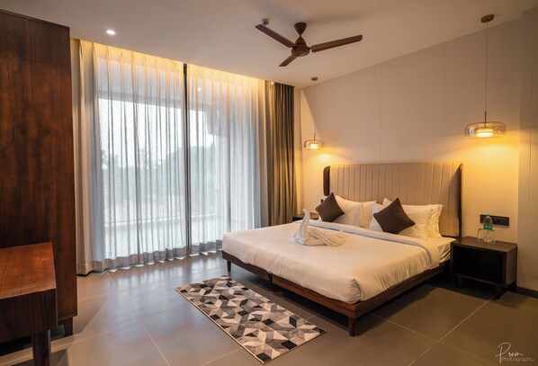 Chambre Double Deluxe, balcon, vue jardin | Draps en coton égyptien, literie de qualité supérieure