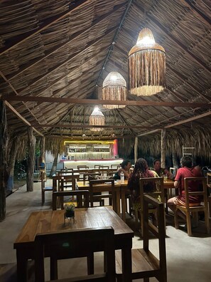 Exterior detail - Hotel Coral Sand (Rosario Islands)