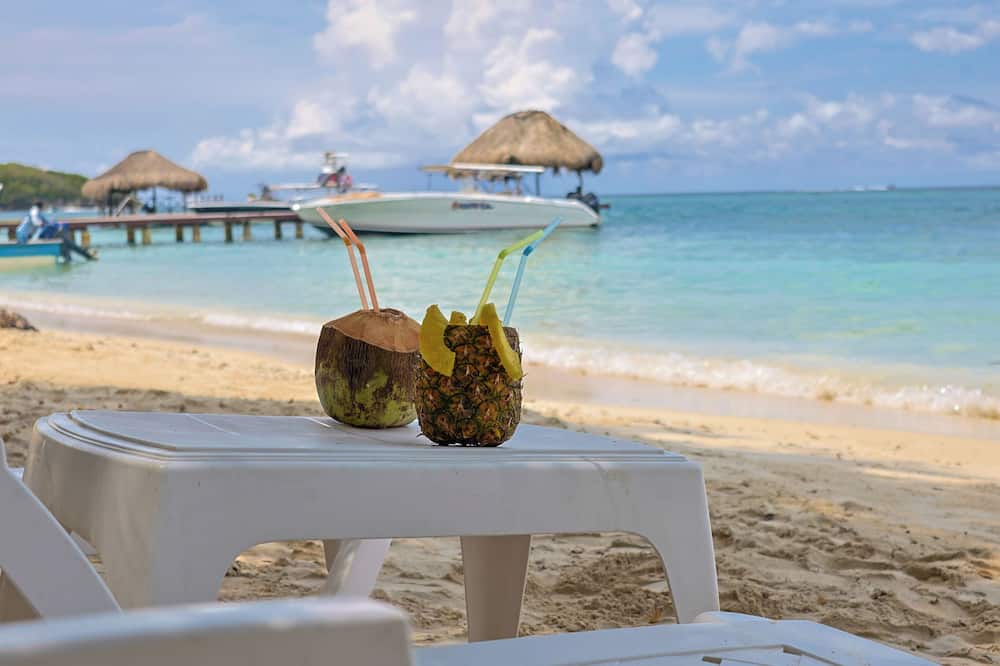 Hotel Coral Sand
