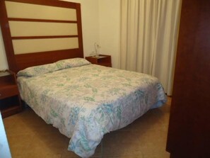 Apartment | 4 bedrooms, iron/ironing board, free WiFi, bed sheets - Beautiful Apartment in Formentera Del Segura (Formentera de Segura)