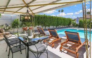 A heated pool - 30+ Stay! 25% Off Movie Colony Home W/Pool/Spa (Palm Springs)