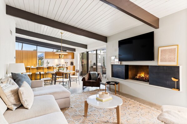 Smart TV - 30+ Stay! Gorgeous Home W/Pool/Spa/Mtn Views (Palm Springs)