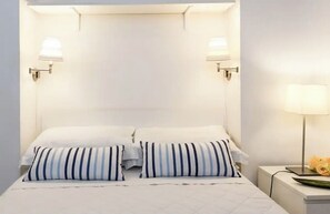 1 habitación, escritorio, tabla de planchar con plancha y wifi gratis